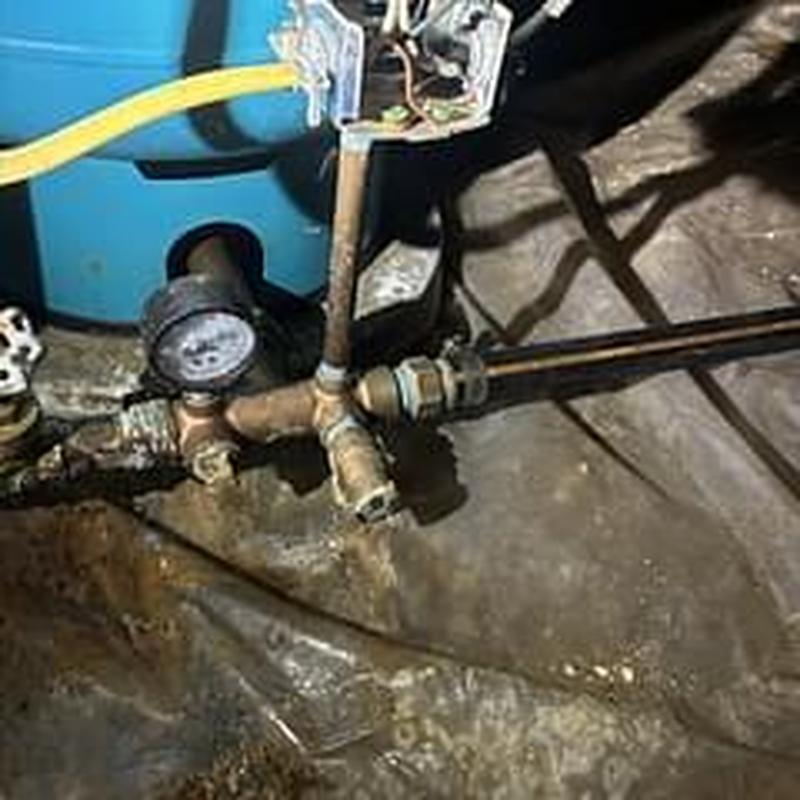 Well pressure gauge and switch with piping system