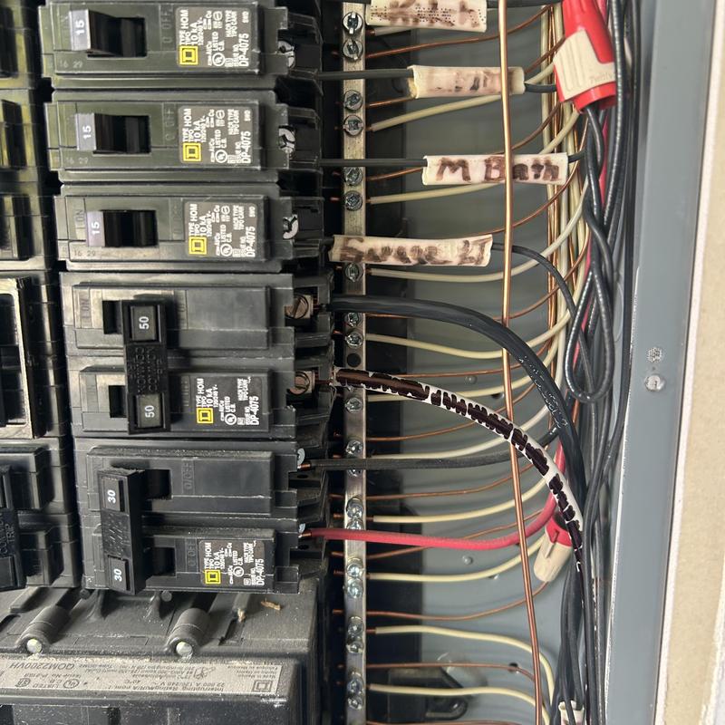 240V Tesla charger circuit breaker installation panel 240V Tesla charger circuit breaker installation panel