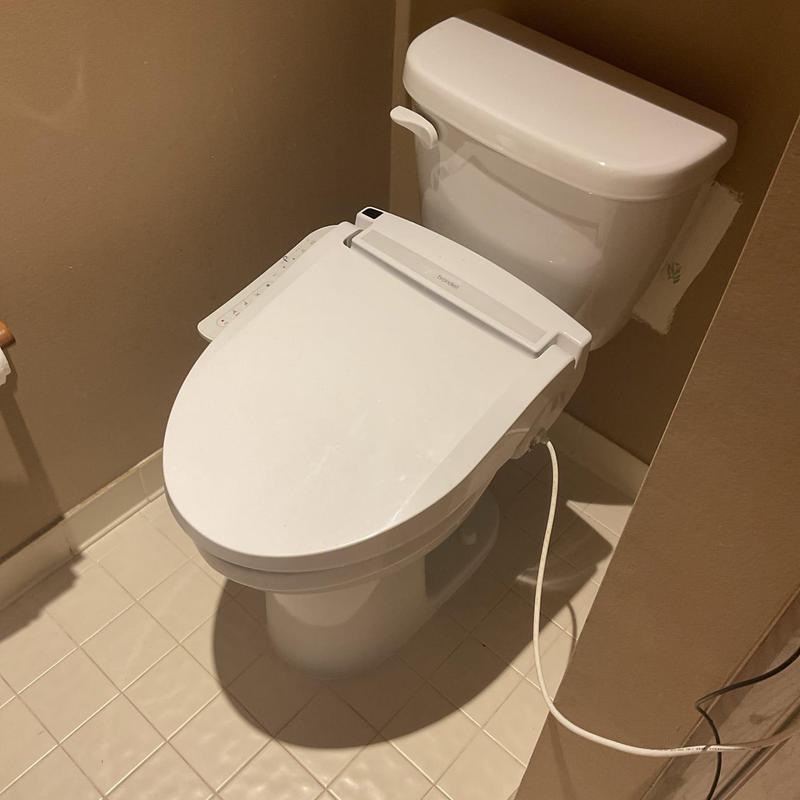 Gerber Maxwell ADA toilet with electronic bidet seat