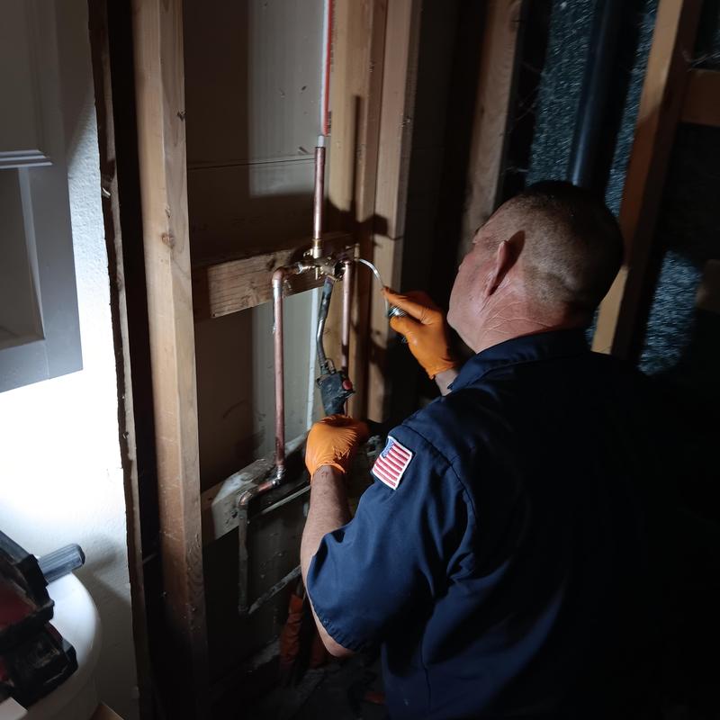 Shower valve assembly installation with copper piping
