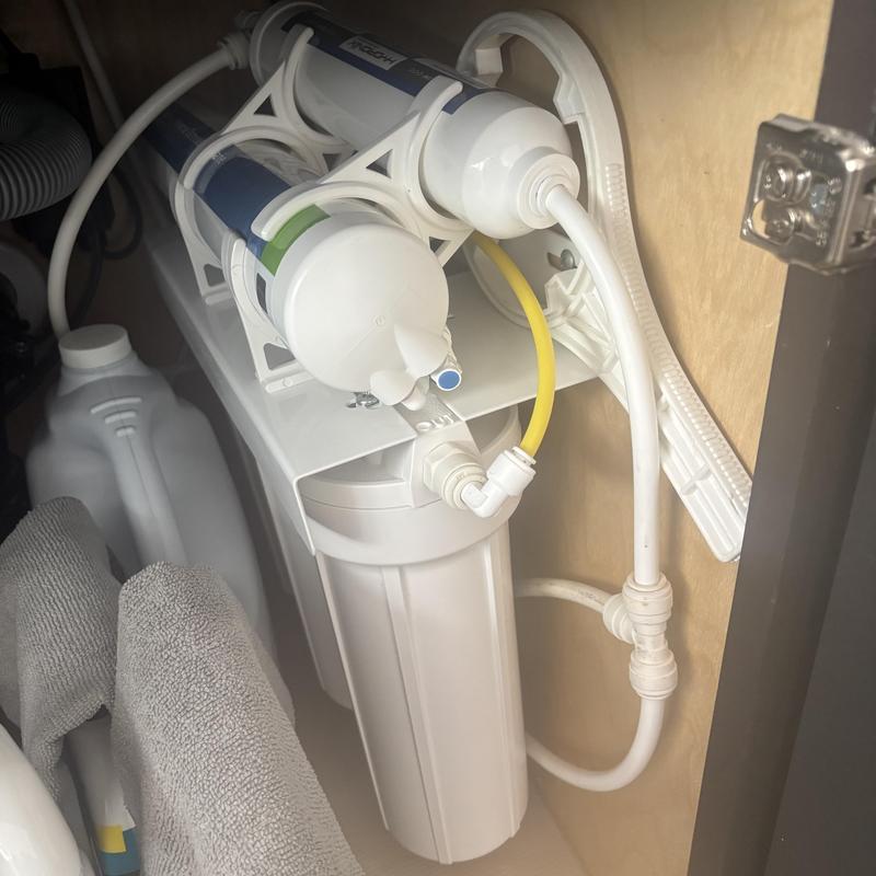 RO water filter system under sink with tubing connections
