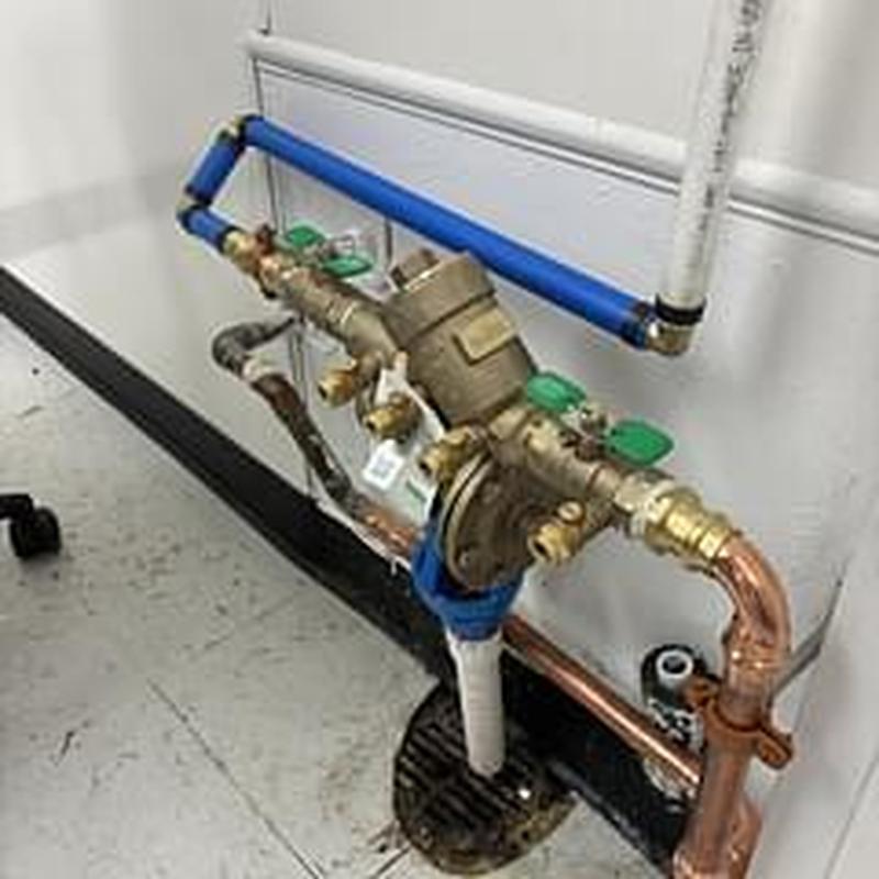 RPZ backflow device on main water line installation RPZ backflow device on main water line installation