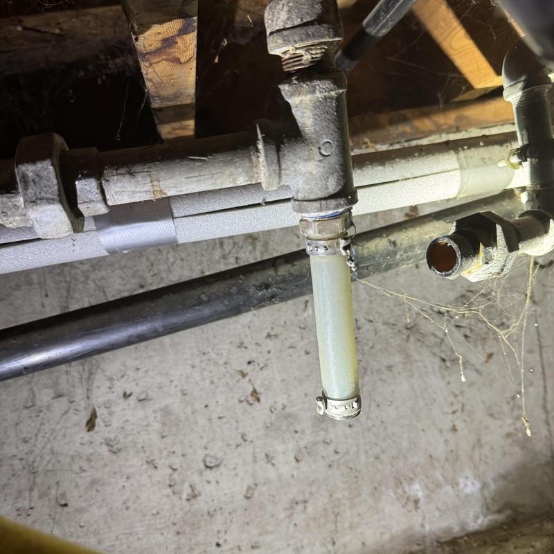 Galvanized water heater supply line with broken nipple Galvanized water heater supply line with broken nipple