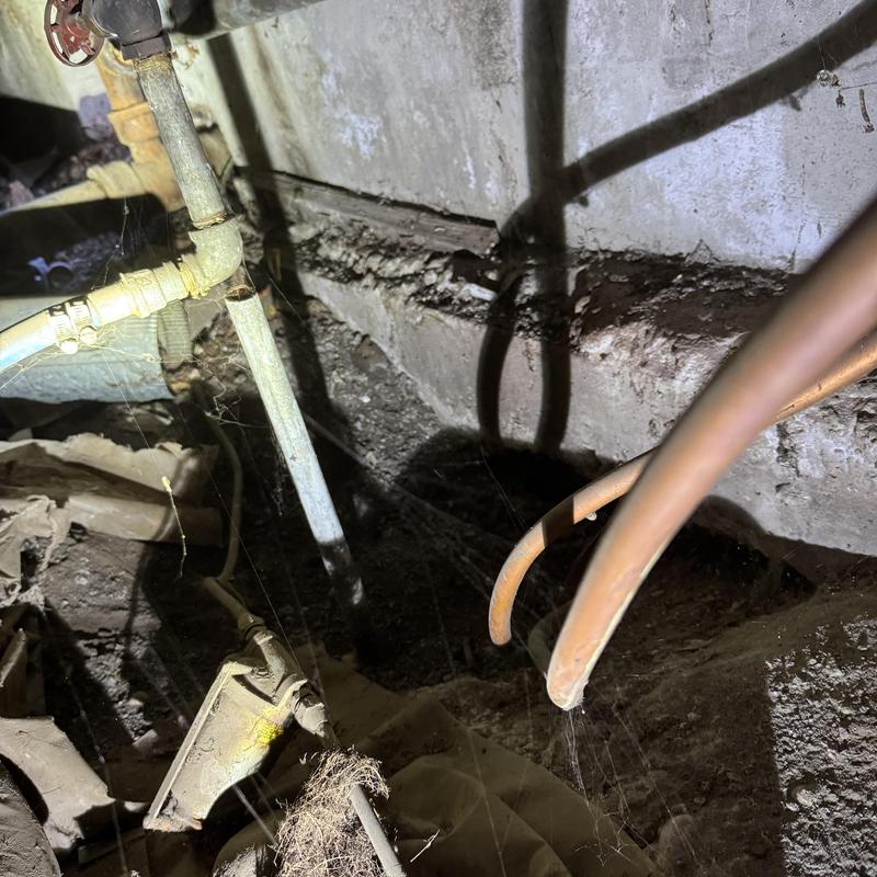 Water heater supply lines and shutoff valves in crawlspace Water heater supply lines and shutoff valves in crawlspace