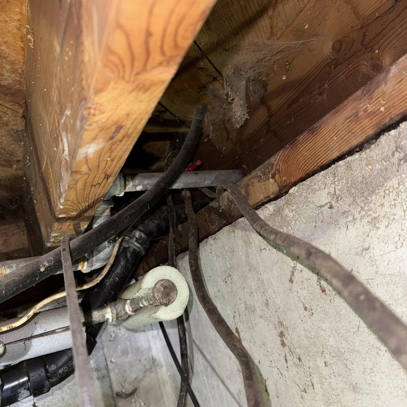 Galvanized water heater cold supply pipe damage Galvanized water heater cold supply pipe damage