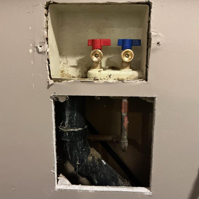 Laundry shutoff valves with exposed plumbing wall cutouts