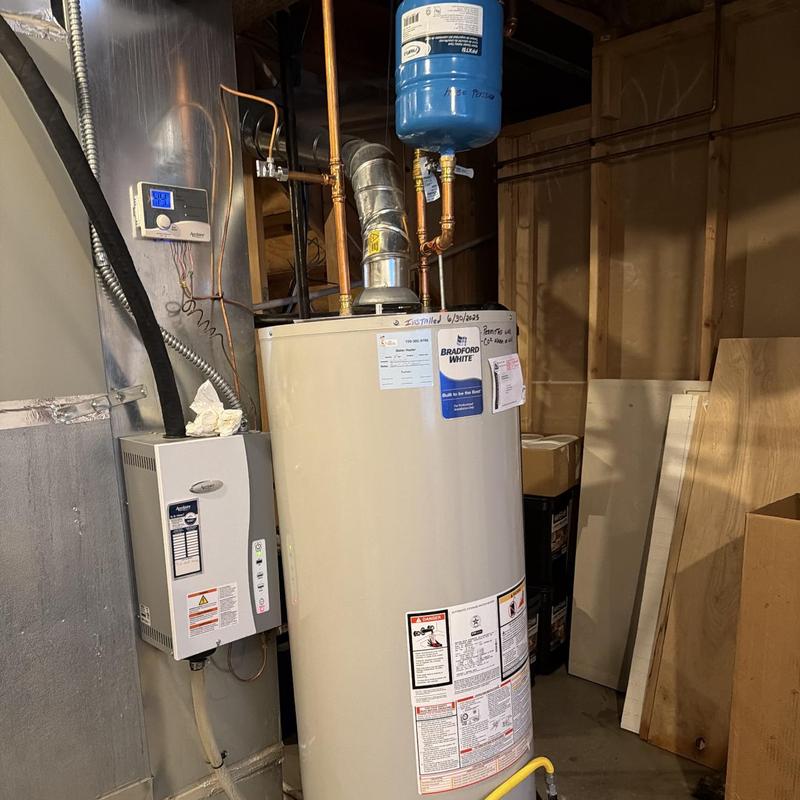 Water heater with expansion tank and control panel Water heater with expansion tank and control panel