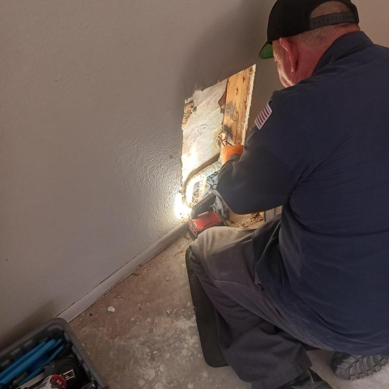 Copper water main pipe repair inside wall cavity