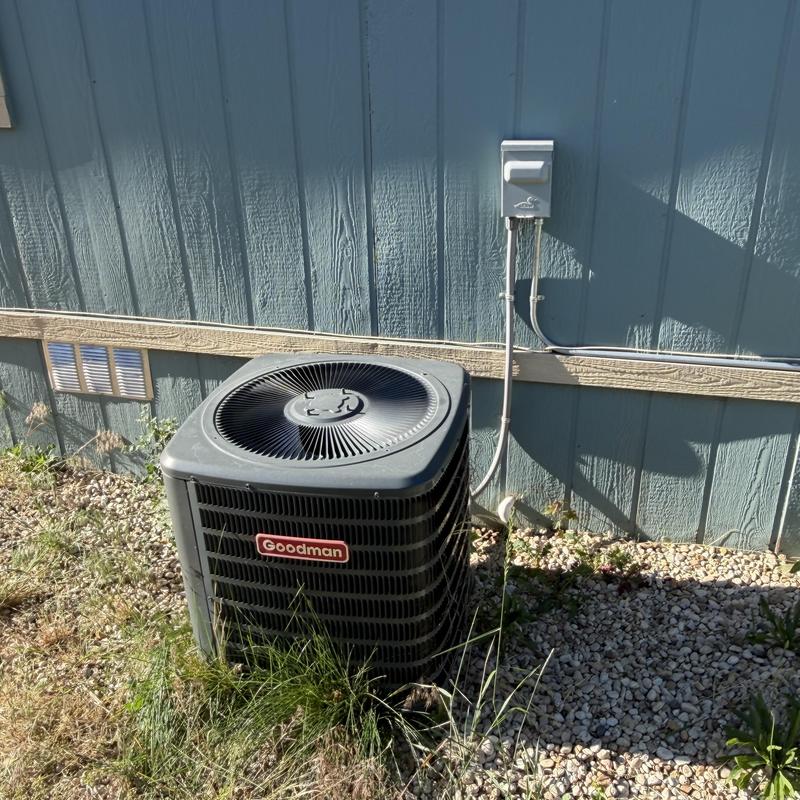 Goodman air conditioner outdoor condenser unit installed Goodman air conditioner outdoor condenser unit installed