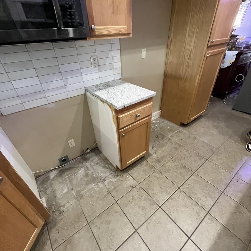 Kitchen gas stove and fridge removal for sealing Kitchen gas stove and fridge removal for sealing