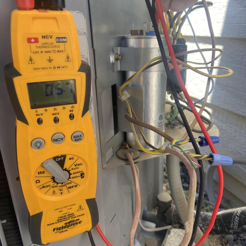 Condenser compressor wiring testing with multimeter Condenser compressor wiring testing with multimeter