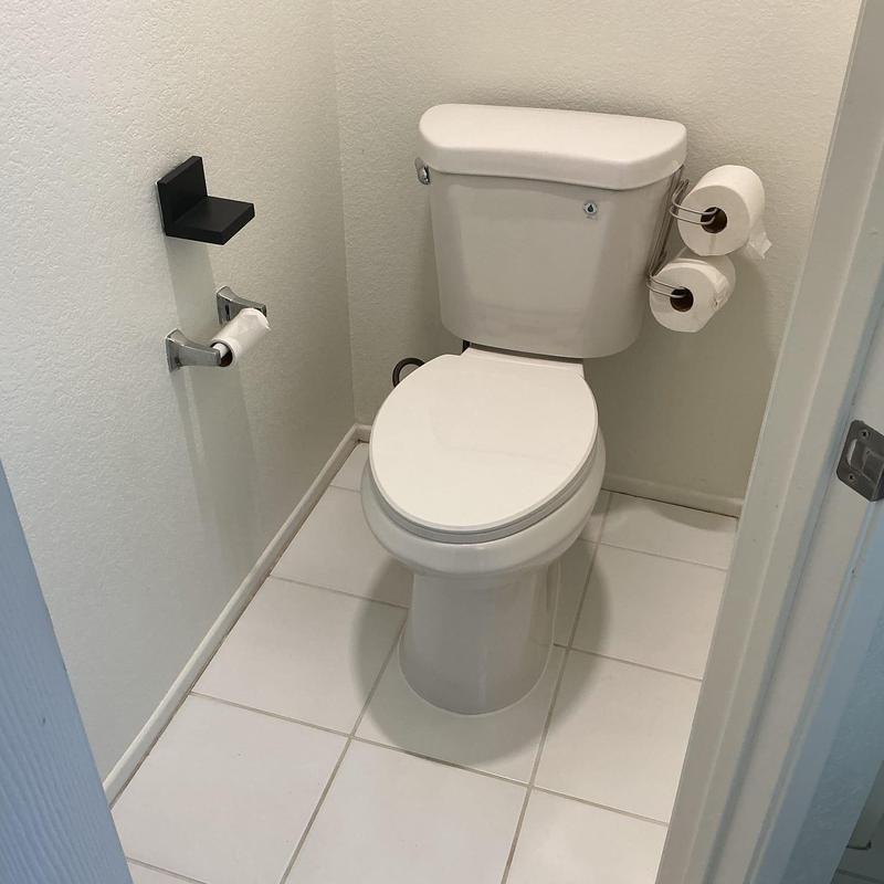 Chair-height elongated toilet installation with new wax ring