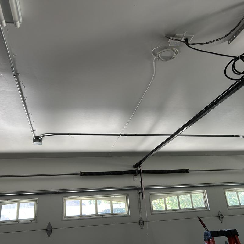 EMT conduit wiring installation on garage ceiling EMT conduit wiring installation on garage ceiling