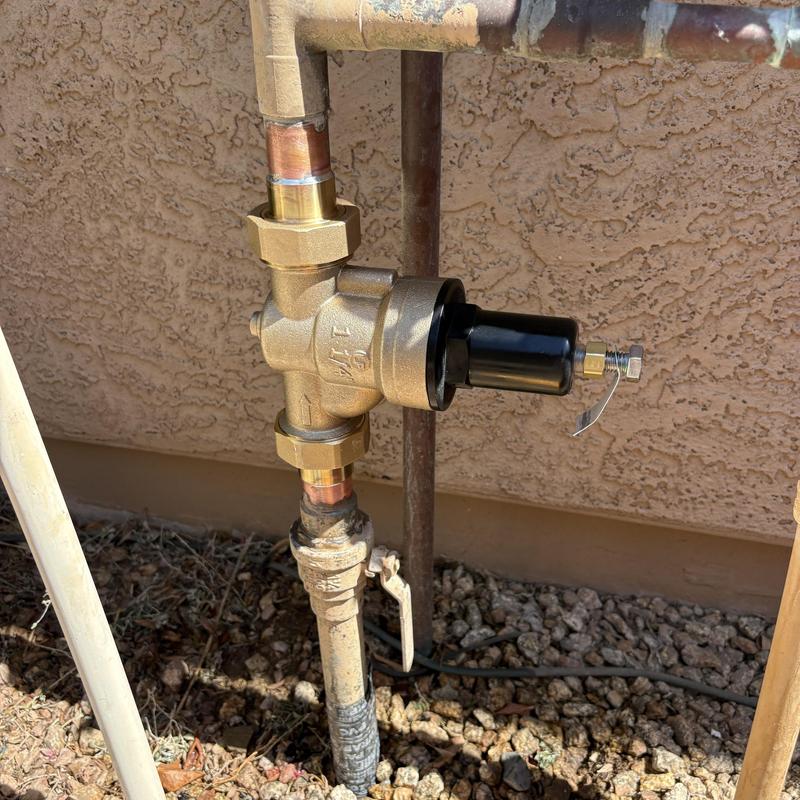1/4 Pressure Regulator Valve on copper pipe system