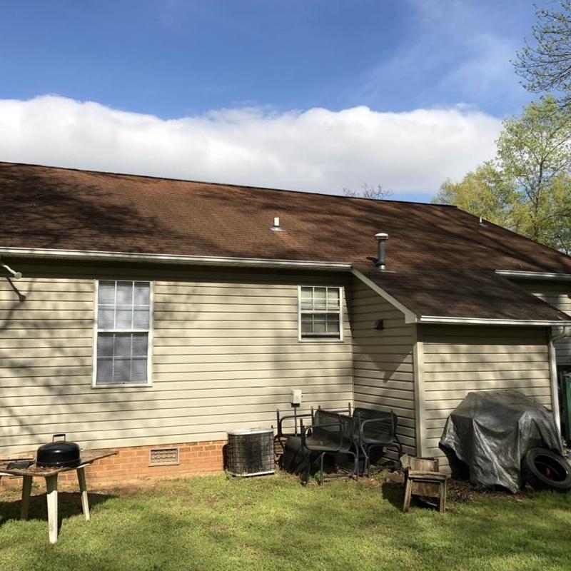 Roof with Owens Corning Duration Chateau Green shingles