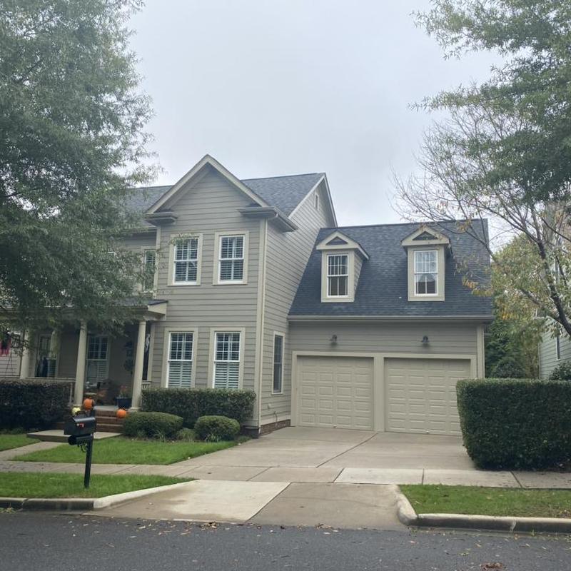 Roof shingles and decking replacement on residential home