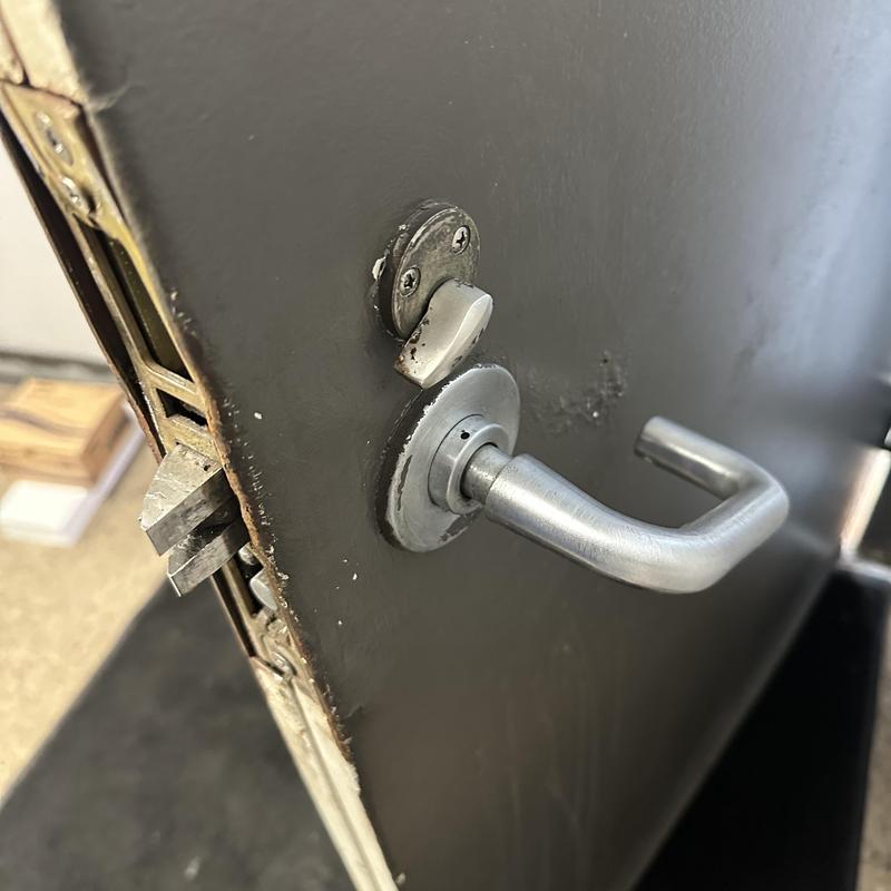 Full mortice lock with lever and door wrap installation