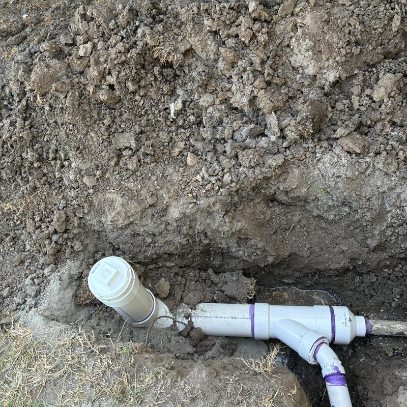 PVC backyard drainage pipe with cleanout access PVC backyard drainage pipe with cleanout access