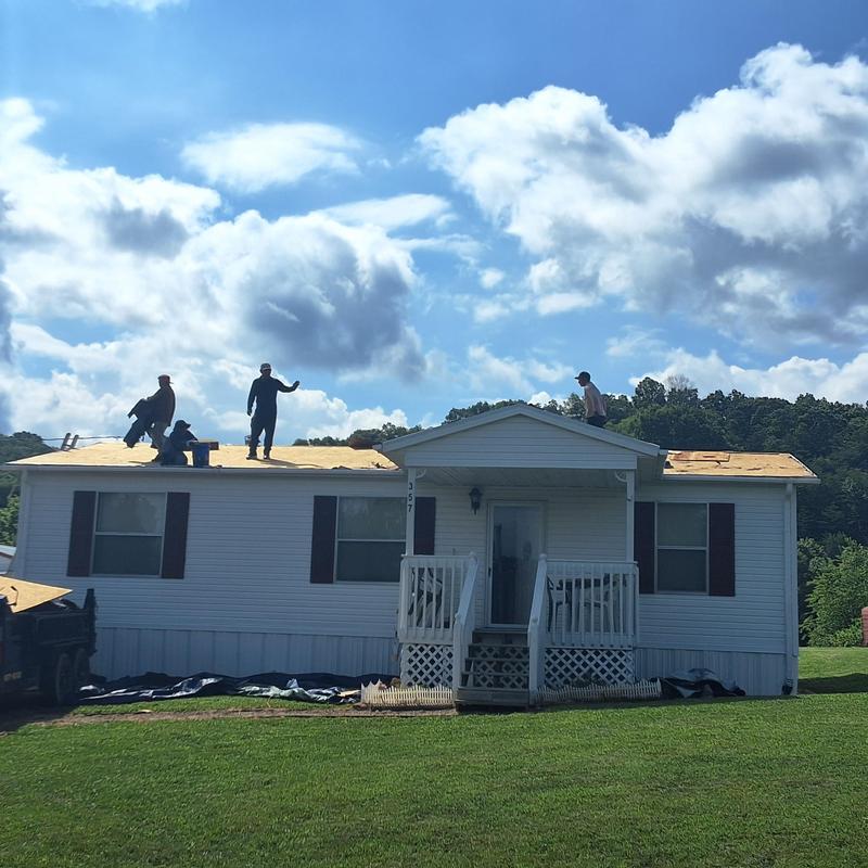 Atlas Pinnacle Pristine shingles roof installation in Johnson City