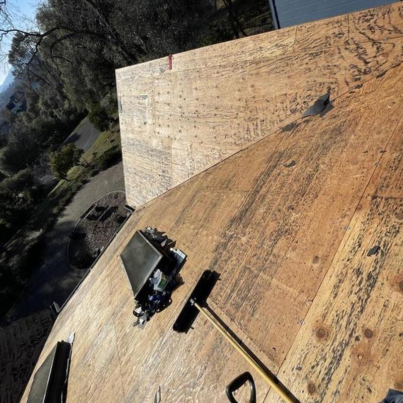 Asphalt roof decking replacement in Columbia, CA