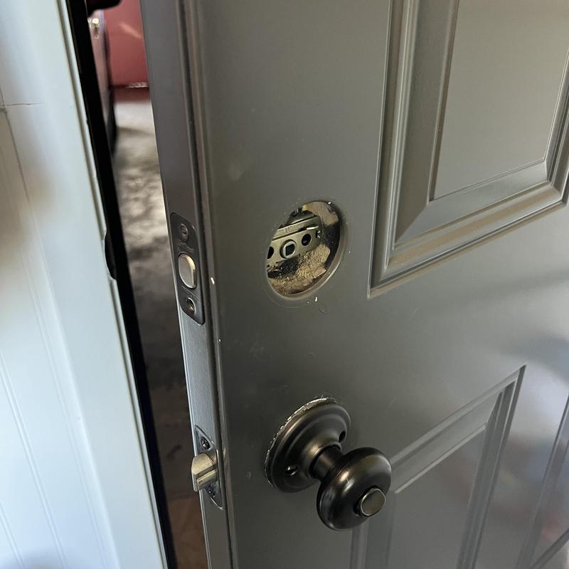 Door lock installation with missing deadbolt hole