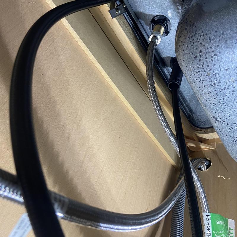 Kitchen faucet supply lines installation under sink Kitchen faucet supply lines installation under sink