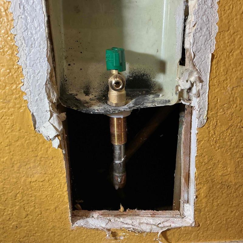 Ice maker valve with new quarter-turn valve installed