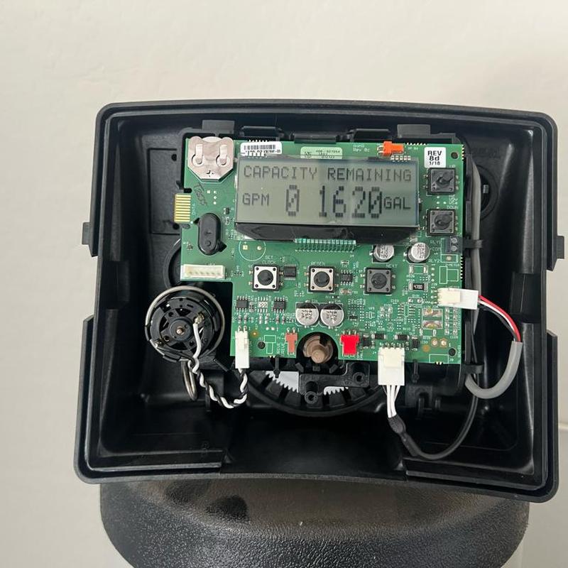 Water softener control board with digital display Water softener control board with digital display