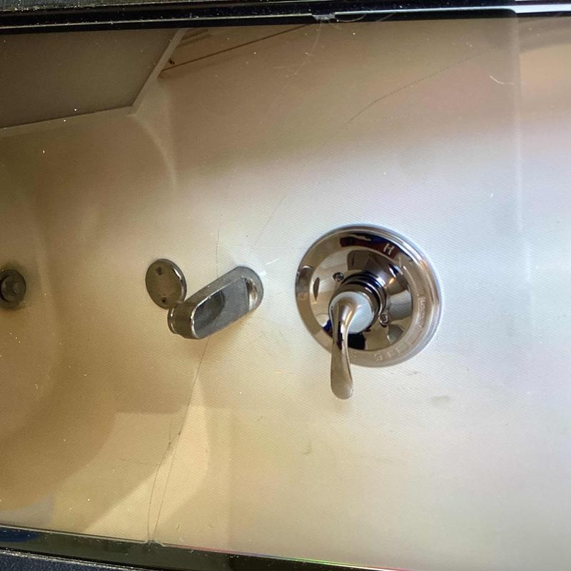 Bathtub faucet and handle with chrome finish Bathtub faucet and handle with chrome finish