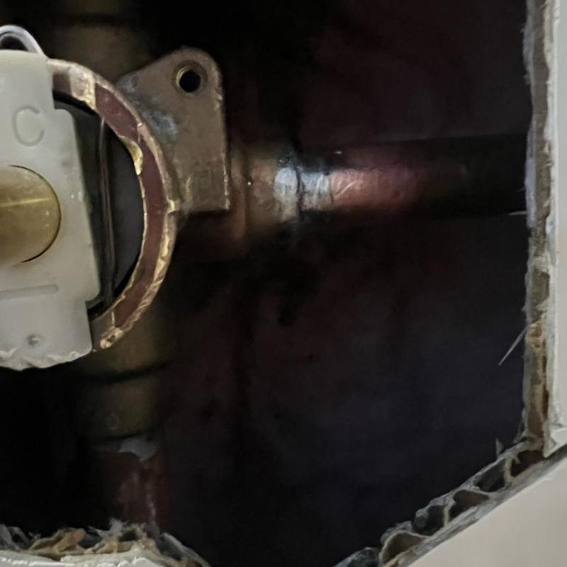 Moen Posi-Temp valve with soldered copper piping Moen Posi-Temp valve with soldered copper piping