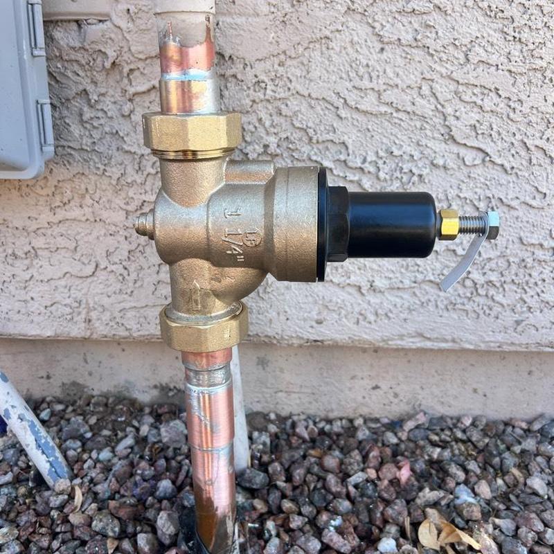 Pressure regulating valve with new copper piping installation Pressure regulating valve with new copper piping installation