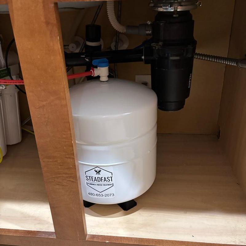Steadfast RO water storage tank under sink installation Steadfast RO water storage tank under sink installation