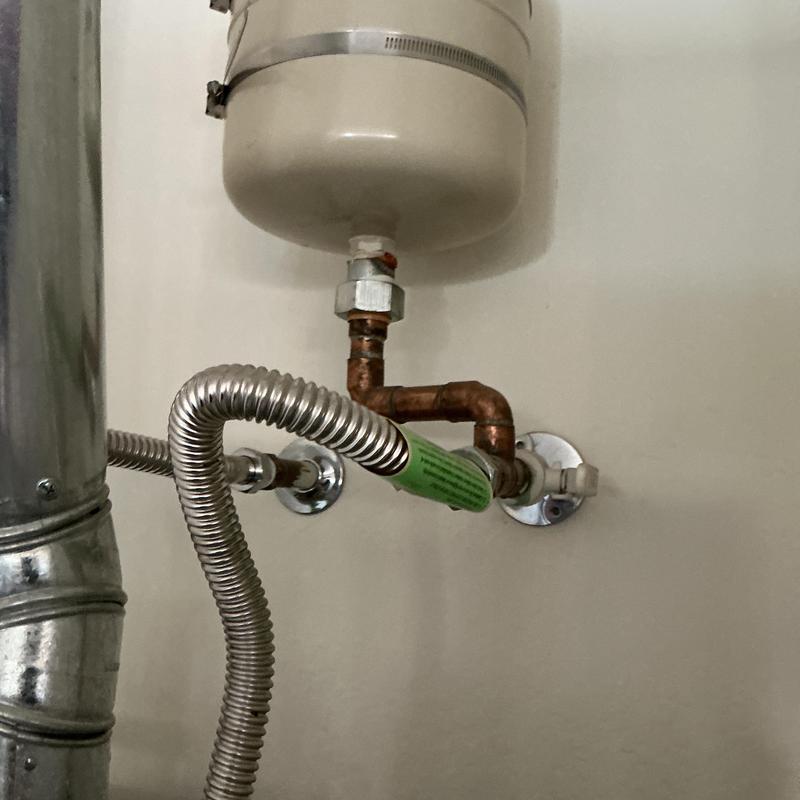 Thermal expansion tank connection with gas line components