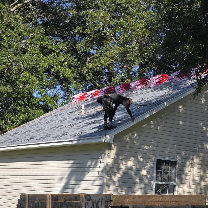 Owens Corning architectural shingles installation on roof