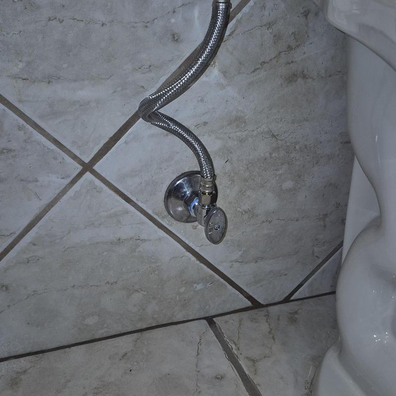 Quarter turn angle stop valve with braided supply line
