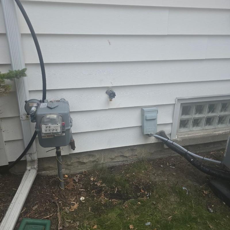 Outdoor water spigots with secondary meter installation Outdoor water spigots with secondary meter installation