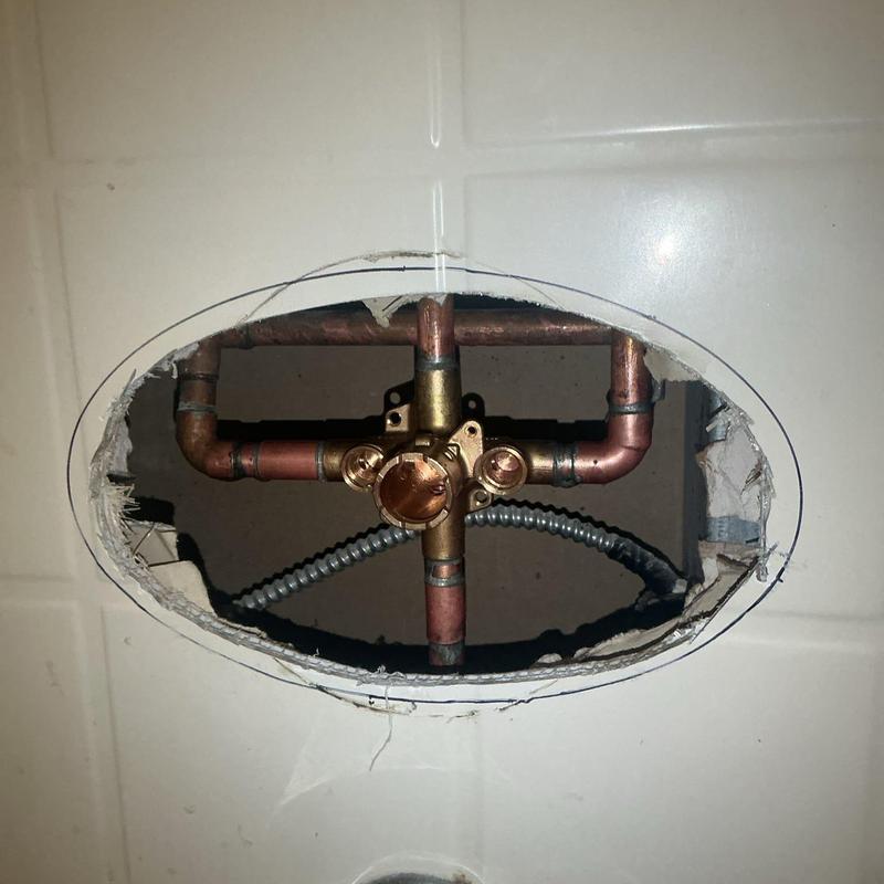 Moen Posi-Temp shower valve with copper piping