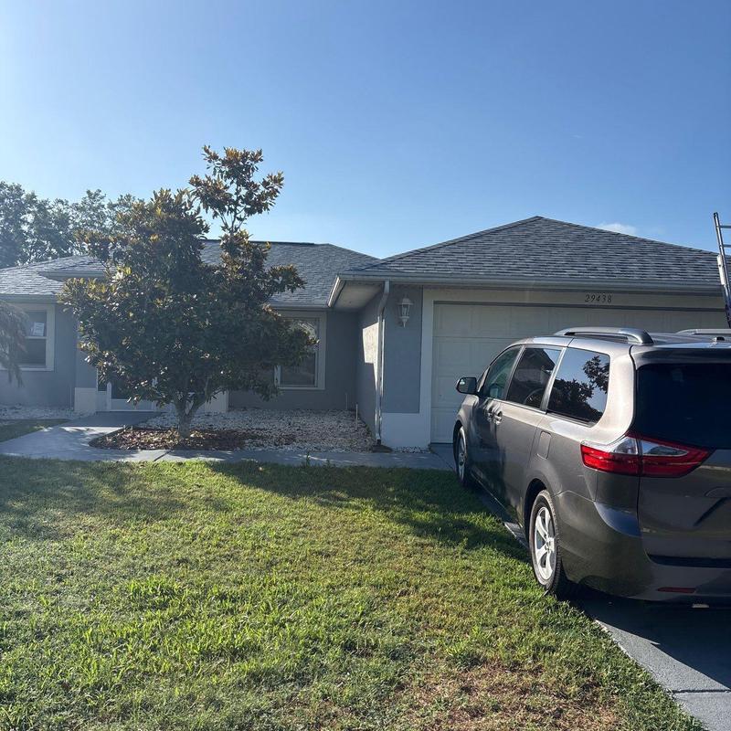 Antique Silver Duration shingle roof on residential home