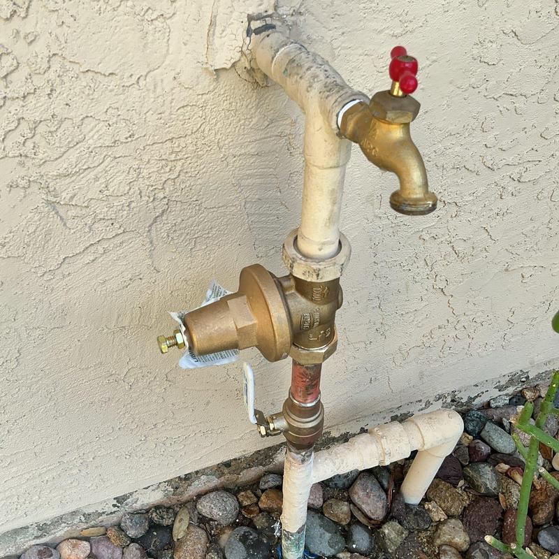 1-inch pressure regulator and outdoor faucet assembly