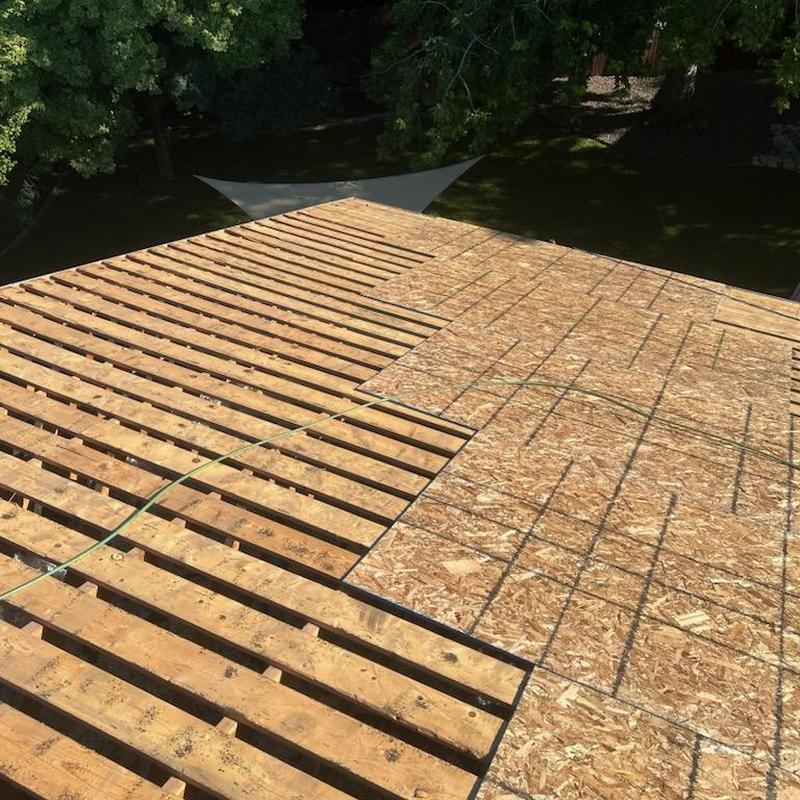 OSB roof sheathing installation over skip sheeting OSB roof sheathing installation over skip sheeting
