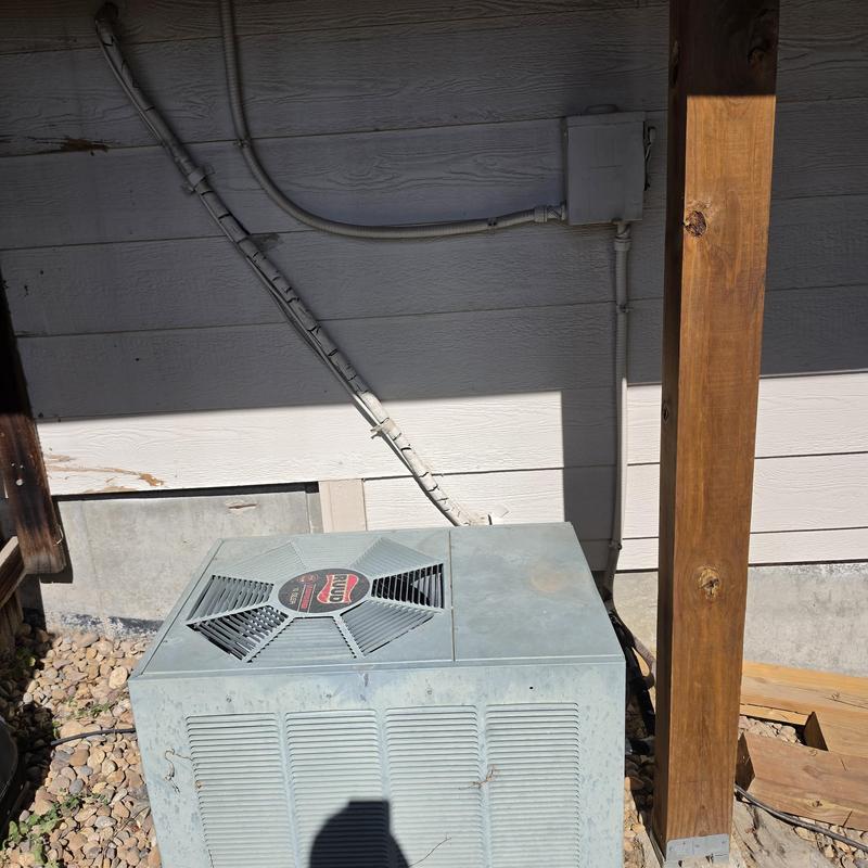 Rheem UAKA-300JAZ air conditioner with added refrigerant