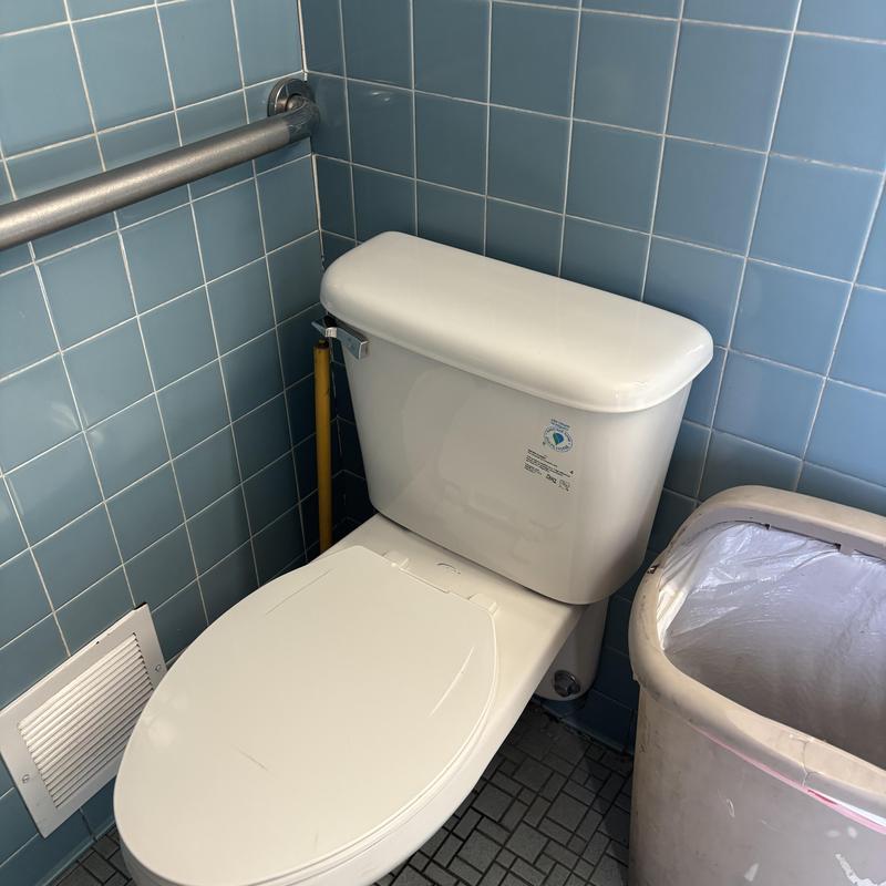 Toilet tank Korey and fill valve replacement in blue tile bathroom Toilet tank Korey and fill valve replacement in blue tile bathroom