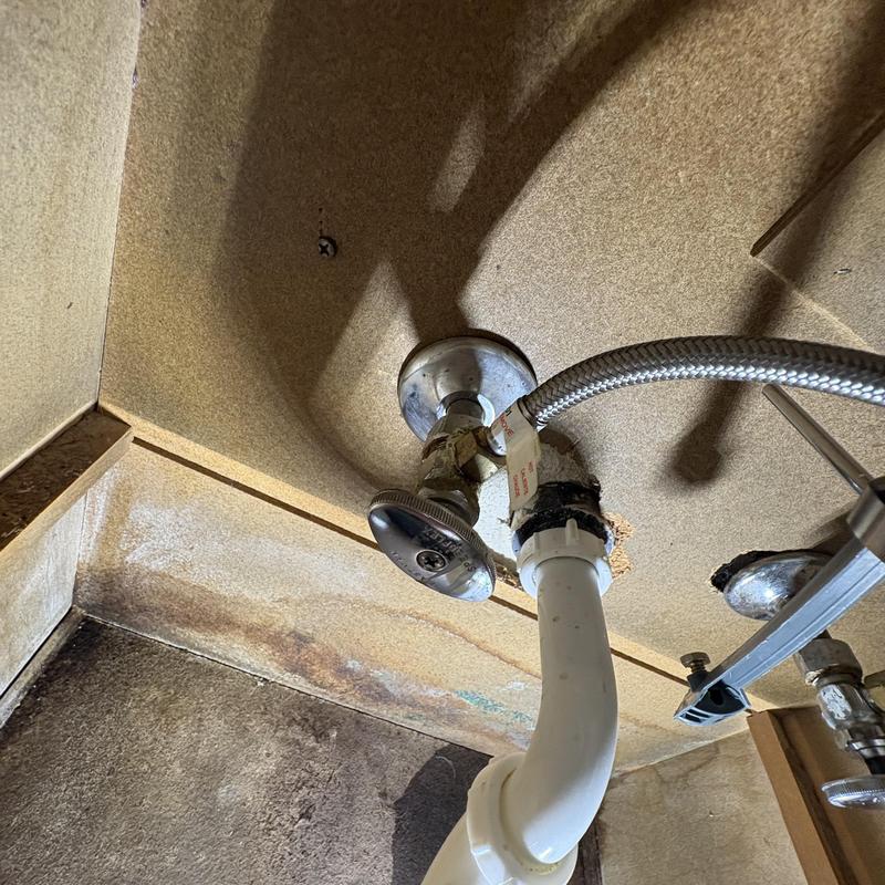 Quarter turn angle stop valve with plumbing connections