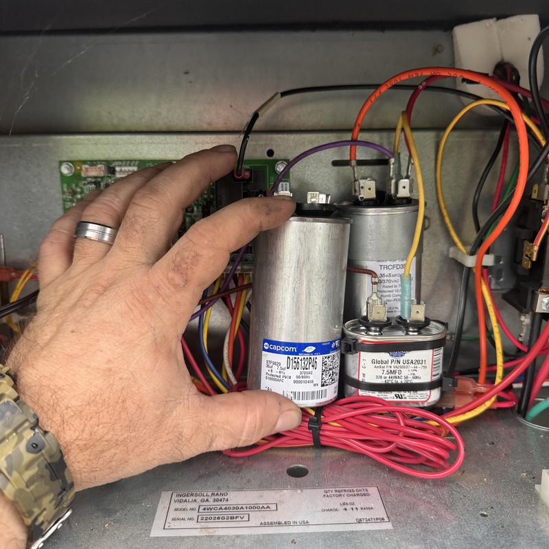 Heat pump capacitor replacement with wiring connections