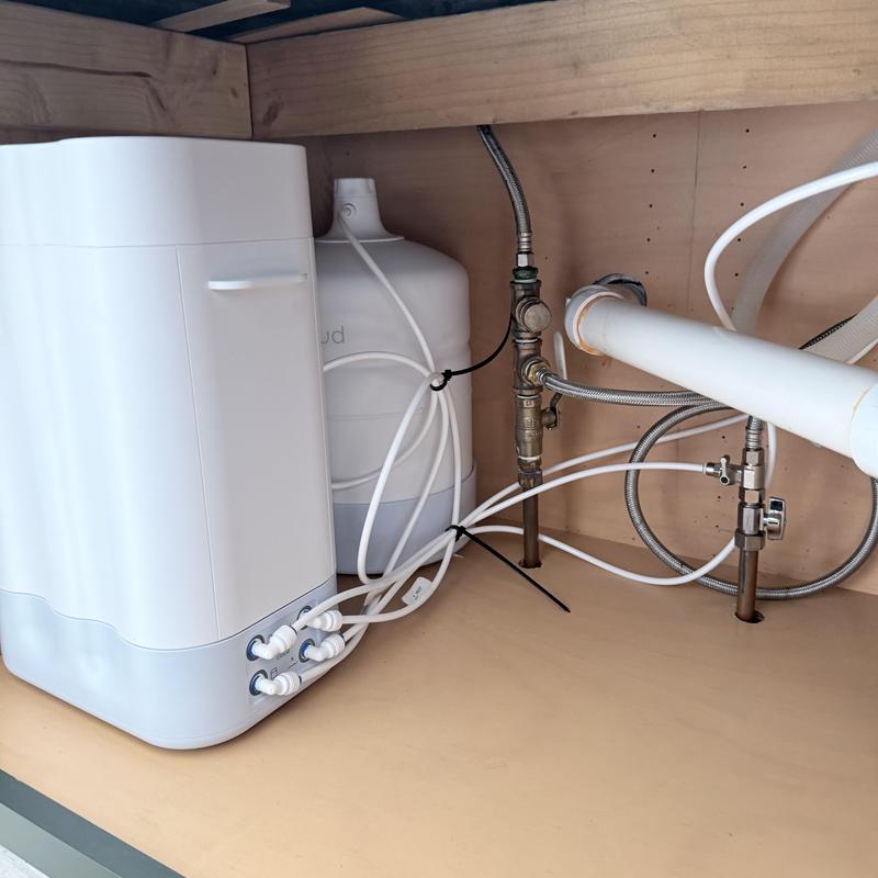RO system with new faucet and emergency stops installed