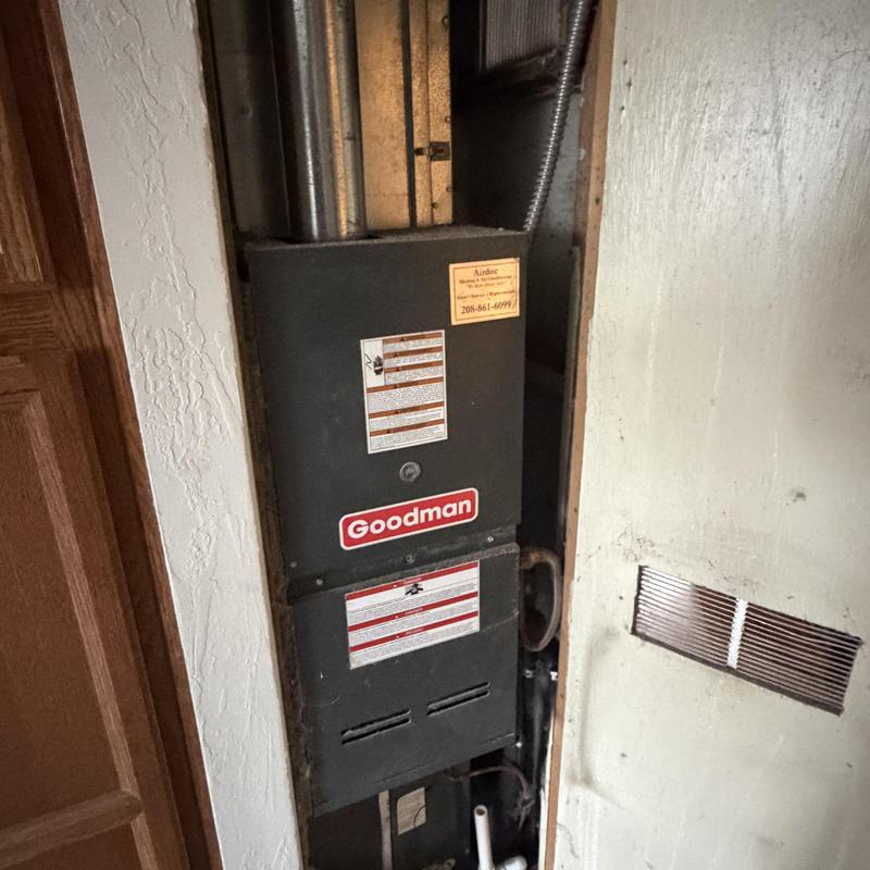 Goodman furnace unit in home utility closet