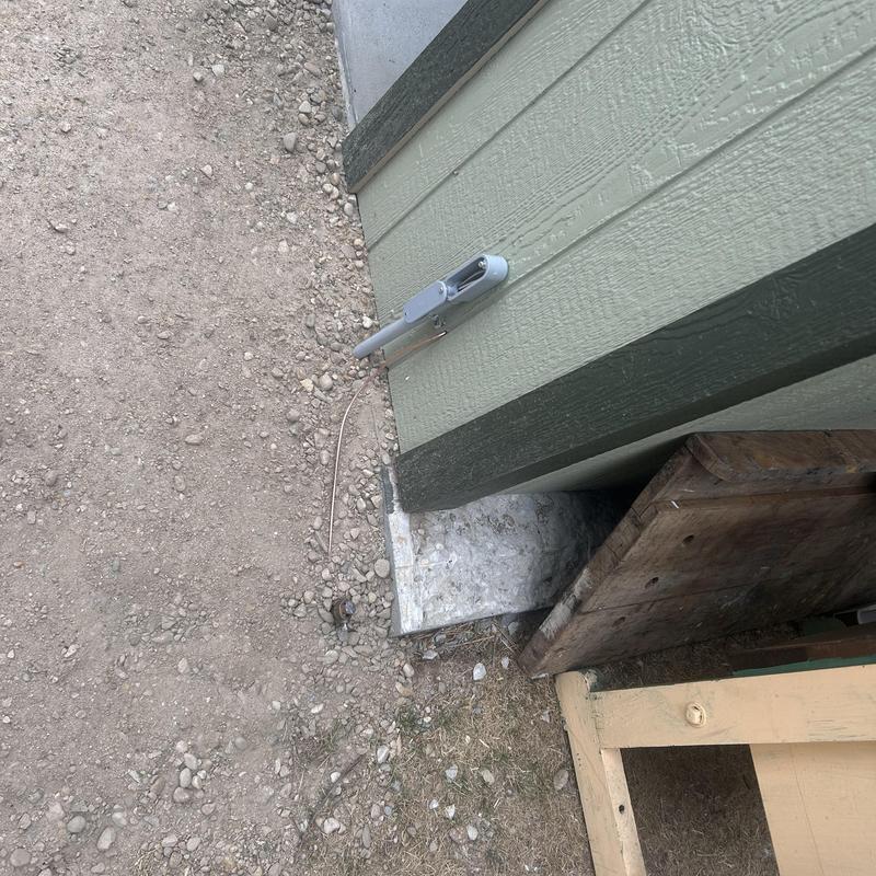 Detached shop exterior electrical conduit and wiring setup