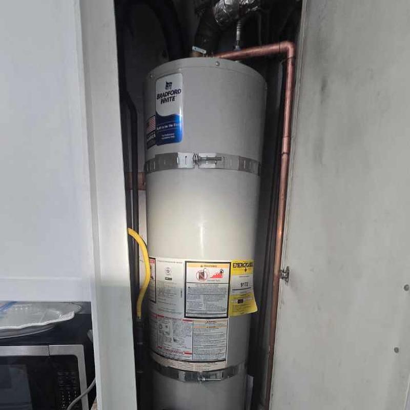 Bradford White 30-gallon natural gas water heater