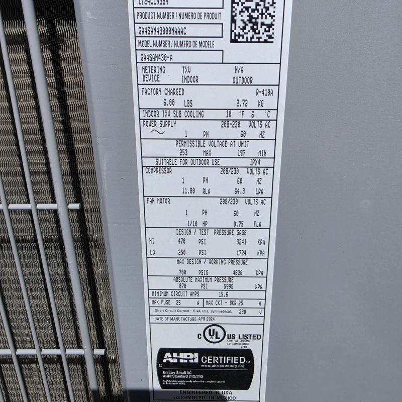 Carrier GA4SAN430-A air conditioner label close-up Carrier GA4SAN430-A air conditioner label close-up
