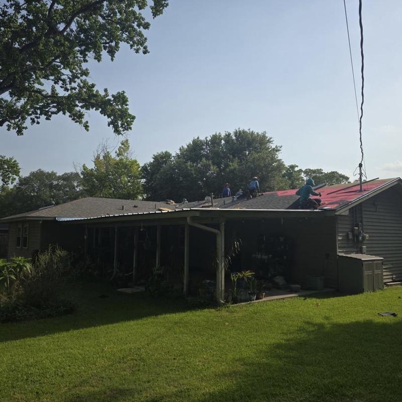 CertainTeed ClimateFlex shingles installation on roof